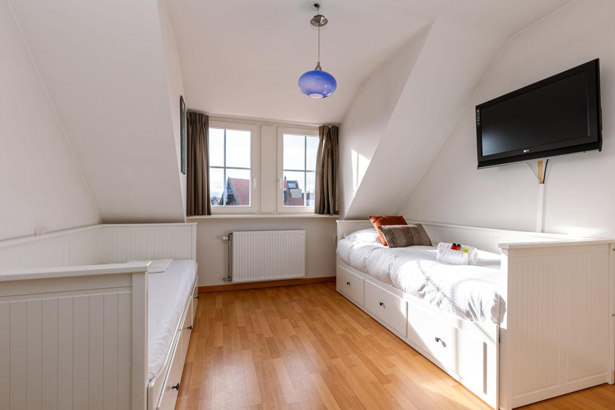 Charming Spacious Duplex Apt With Private Parking In Knokke Διαμέρισμα Εξωτερικό φωτογραφία